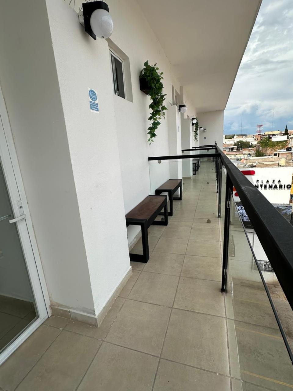 Hotel Plaza Centenario Juan Aldama Extérieur photo
